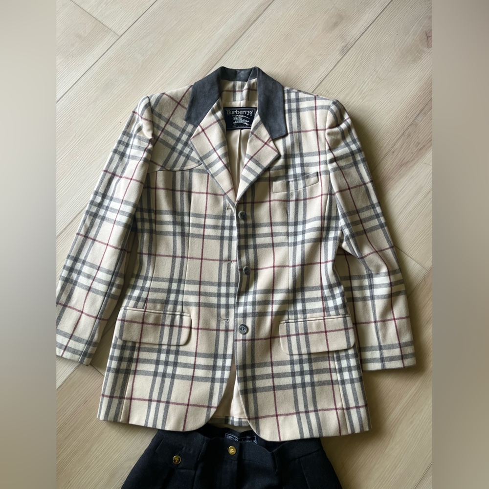 Burberry Checkered Blazer with Dark Collar